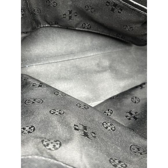 Tory Burch York Buckle Black Saffiano Leather Gold Tone Hardware Bucket Tote Bag - Picture 16 of 16